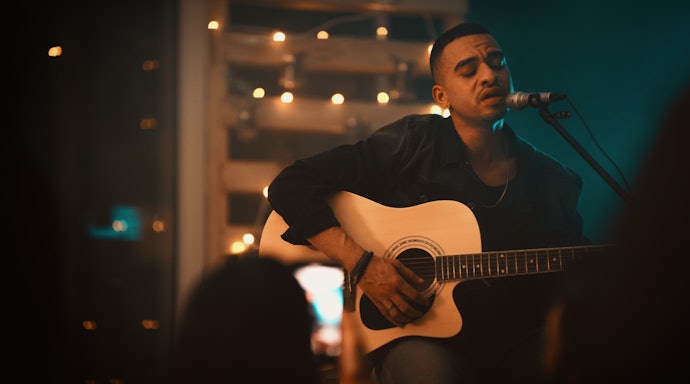 Acústico ou Eletroacústico? Escolha Qual Som Quer que o Violão Giannini Tenha