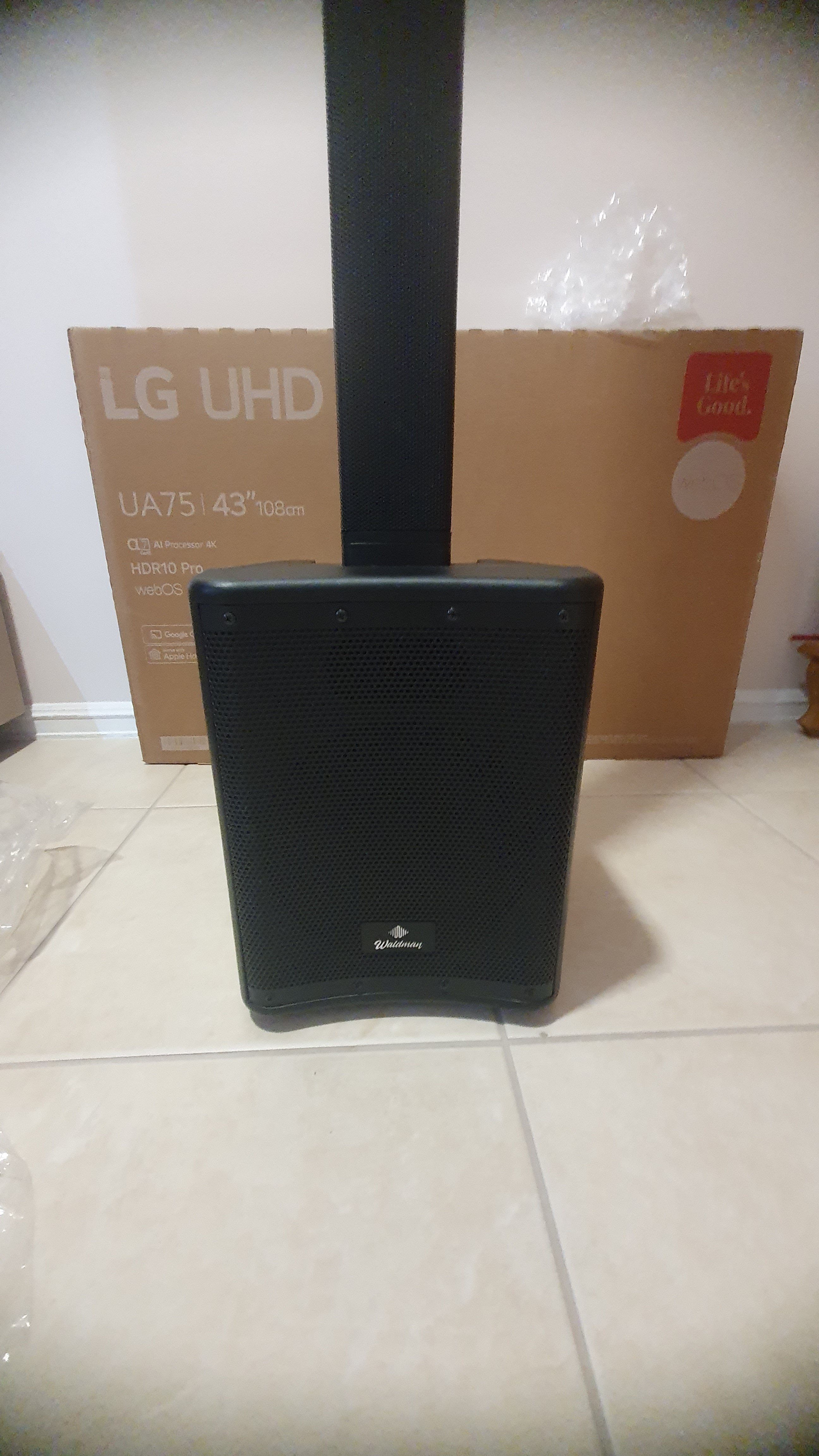 Caixa de Som 350 Watts Tipo Torre Wandman 1400